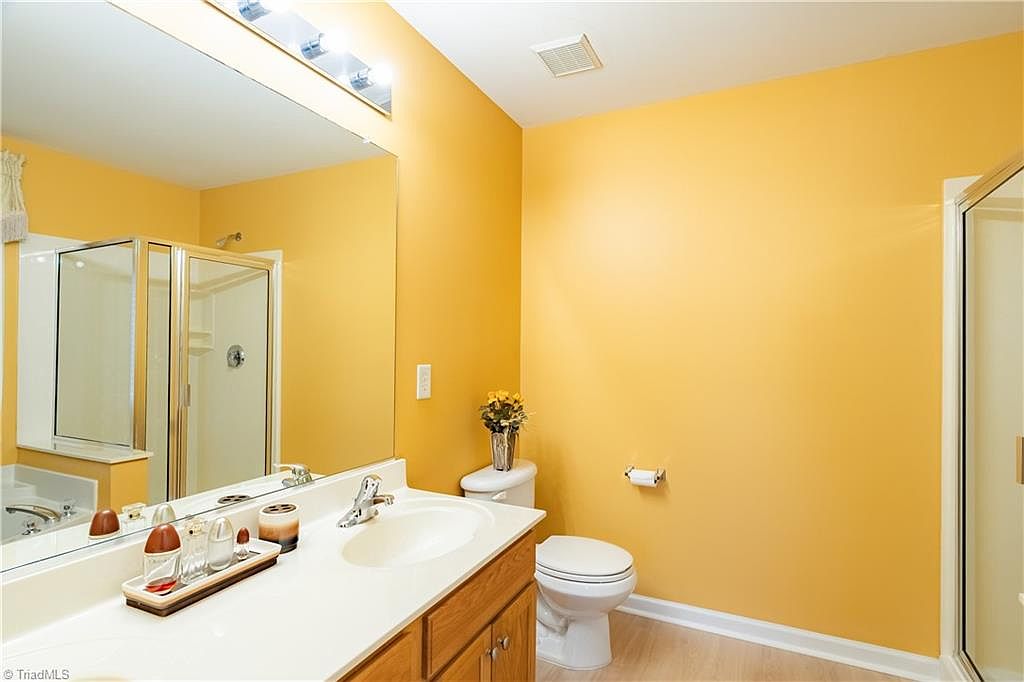0a978b1ee2ba23ae4a07da65072c4d33-cc_ft_1536 Wonderful 4-bedroom, 2.5-bath family home situated on a corner lot in Greensboro.