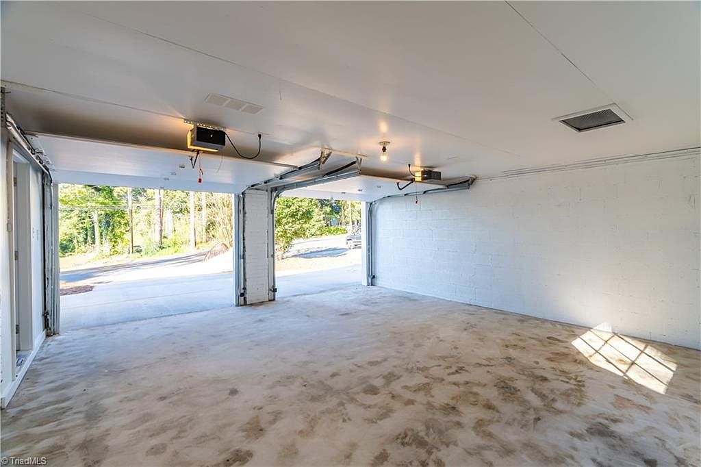 Beautifully remodeled home in Denton