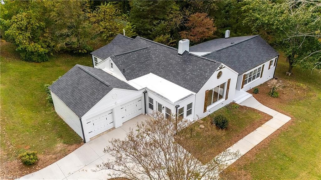 Beautifully remodeled home in Denton